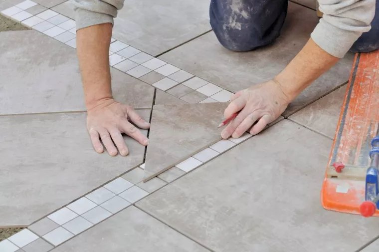Qui appeler pour faire une rénovation de son carrelage en diagonale ?, Saint-Germain-en-Laye, ADM Renovation